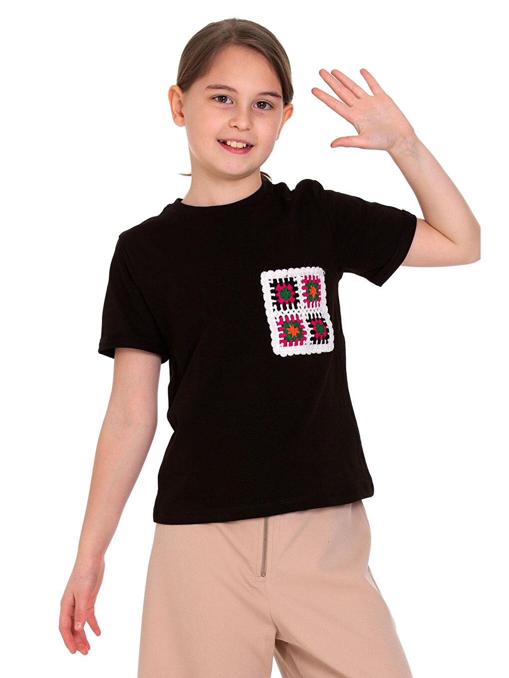 Dantel Cep Detaylı Siyah Renk Kız Çocuk Tshirt
