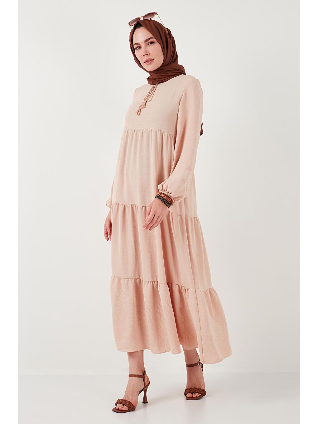 Lela Bej Modest Regular Fit Dik Yaka Uzun Elbise Kadın ELBİSE 611EL545 - 1