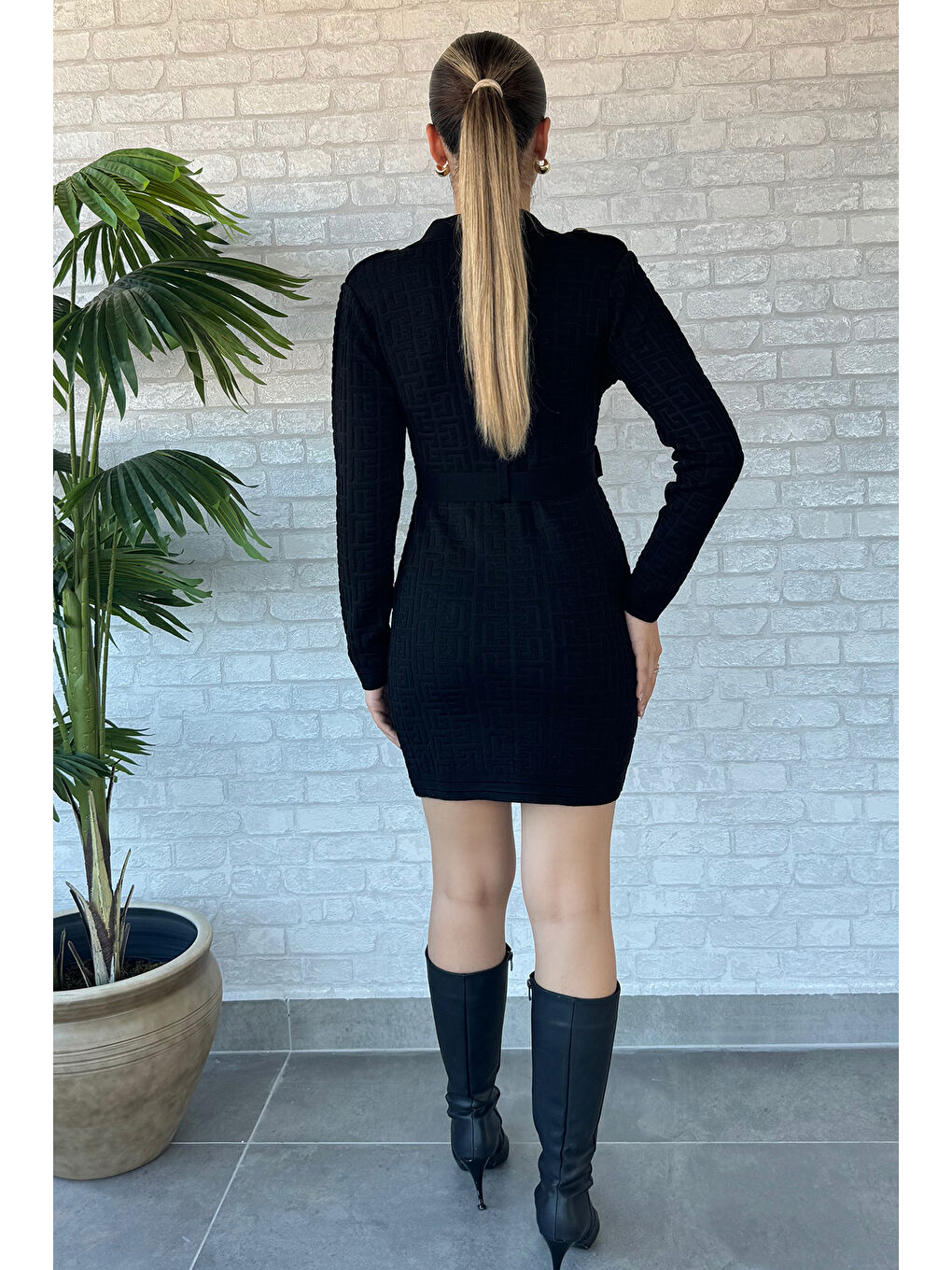 Siyah Kemerli Düğme Detaylı Triko Elbise-2