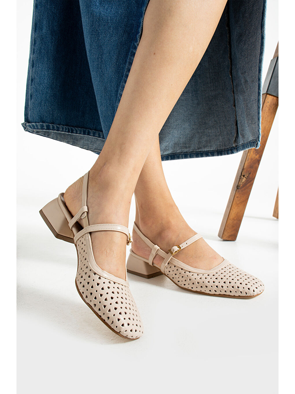 Kadın Bej Babet Ayakkabı-1