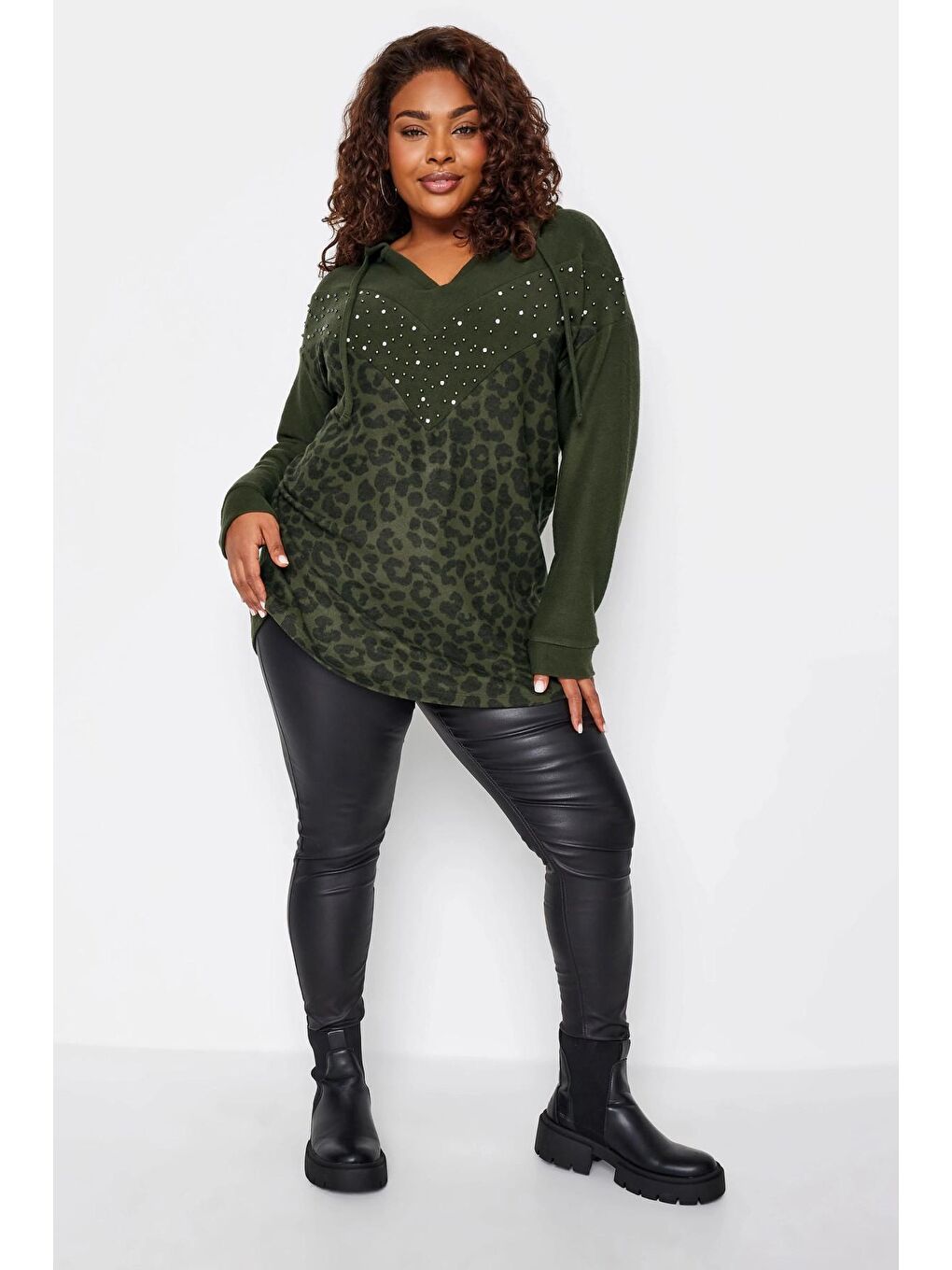 Haki Büyük Beden V Yaka Kapüşonlu Taş Detaylı Leopar Desenli Sweatshirt 285009-1