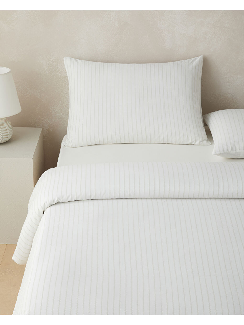 Sarı Glossline İpliği Boyalı Çift Kişilik Nevresim Takımı 200x220 cm Gold-1