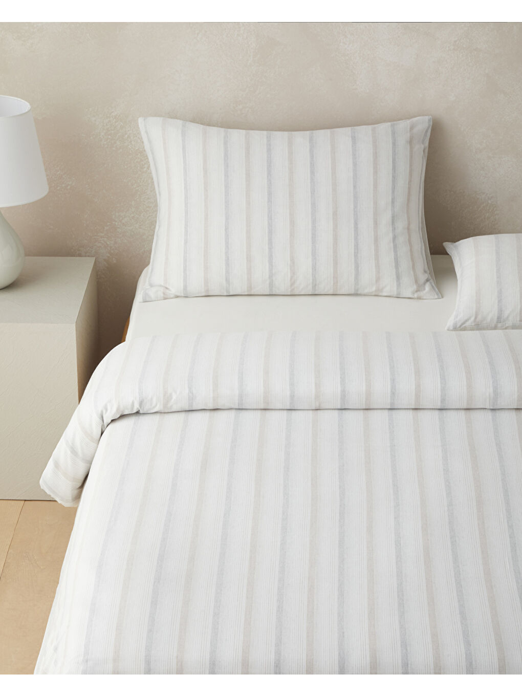 Glint Stripes İpliği Boyalı Çift Kişilik Nevresim Takımı 200x220 cm Bej-Gri-1