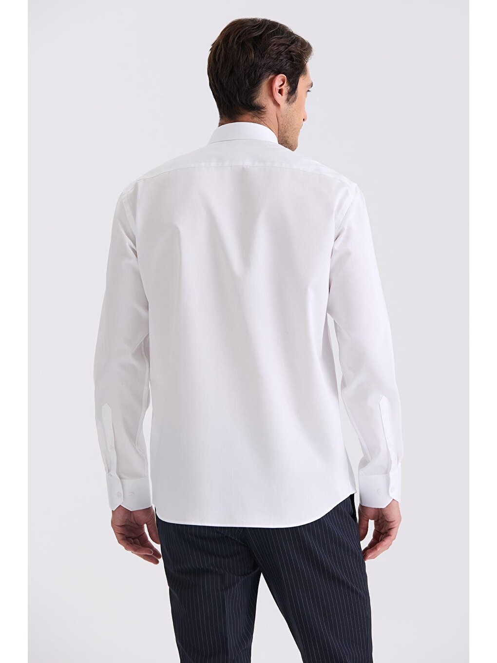 Beyaz Classic Fit %100 Pamuk Gömlek-3