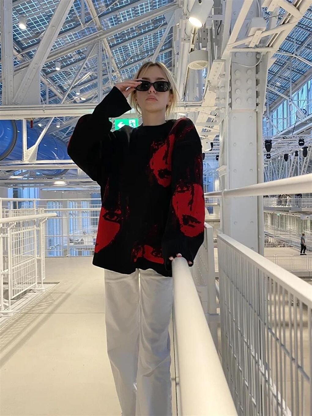 Touz Moda Y2K Streetwear Red Faces Oversize Unisex Siyah Kazak - 3