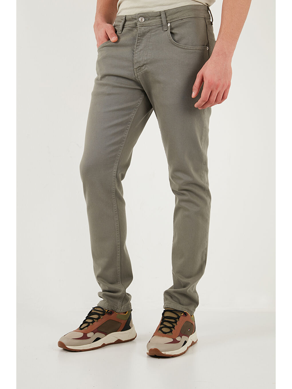 Haki Dar Kalıp Yüksek Bel Dar Paça Jean Pantolon 3300C71TOKYO-4