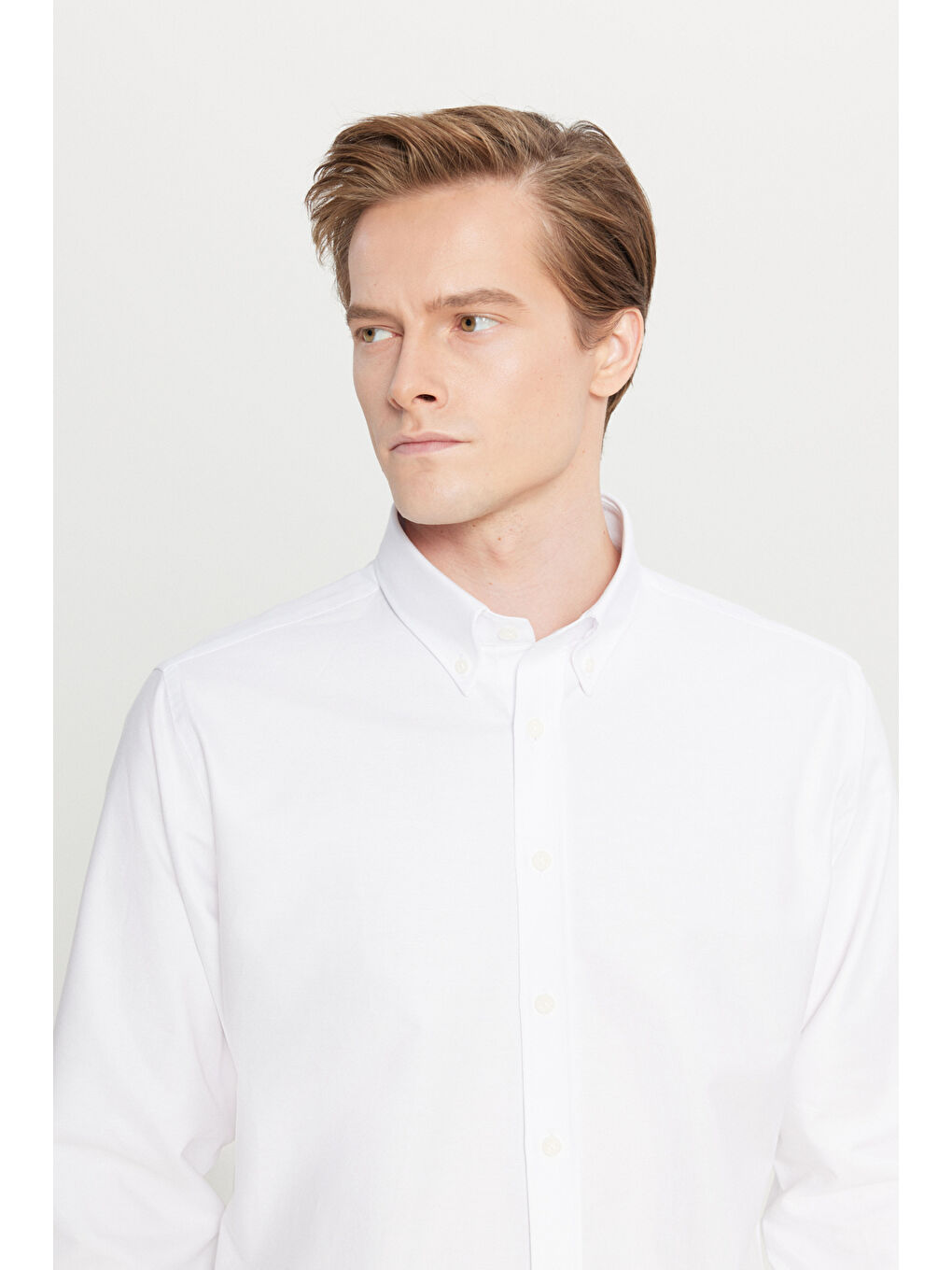 Erkek Beyaz %100 Pamuk Oxford Comfort Fit Rahat Kesim Düğmeli Yaka Gömlek-3
