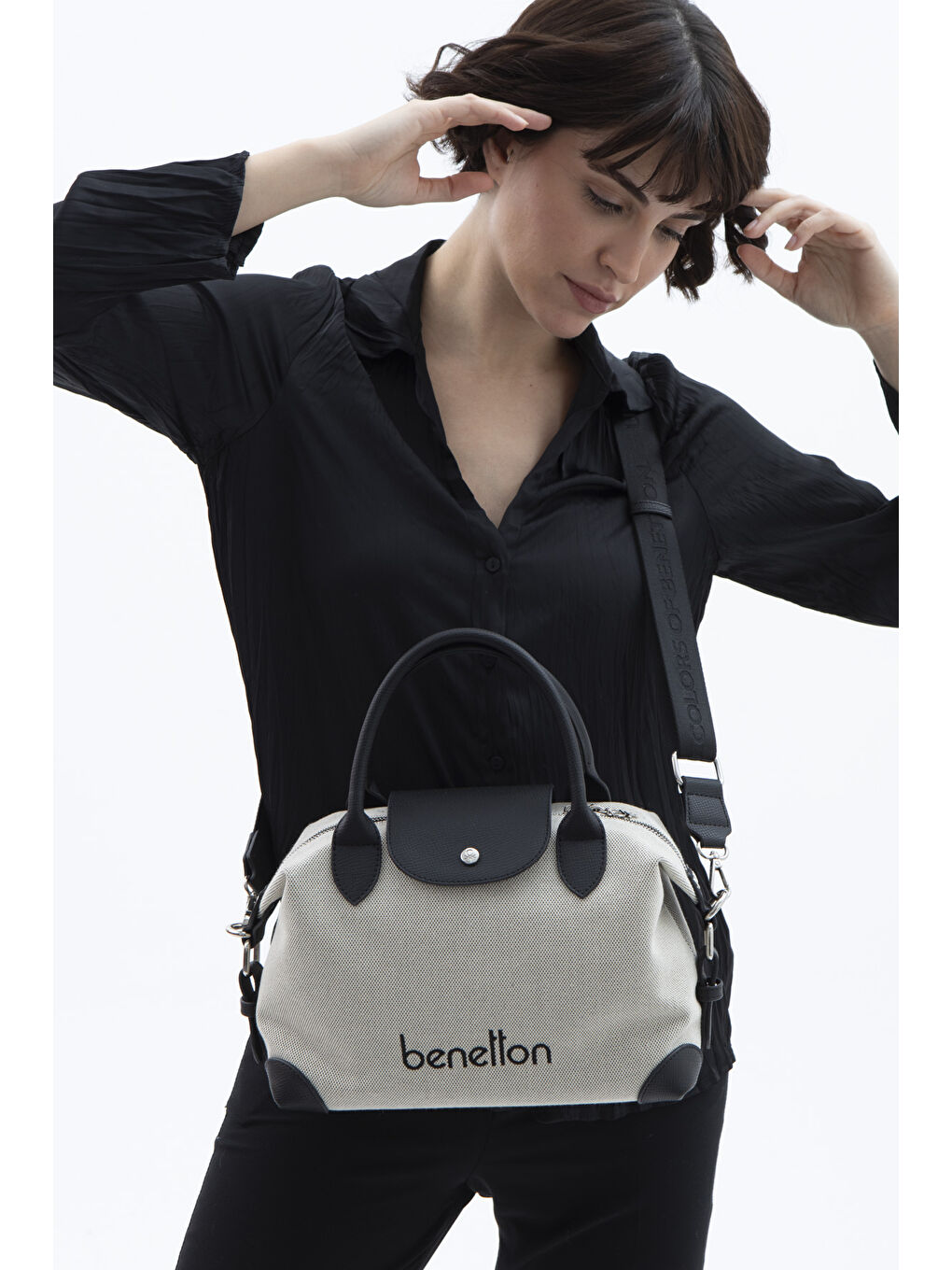 Siyah Kadin Kol Çantasi Si̇yah BNT1624-1