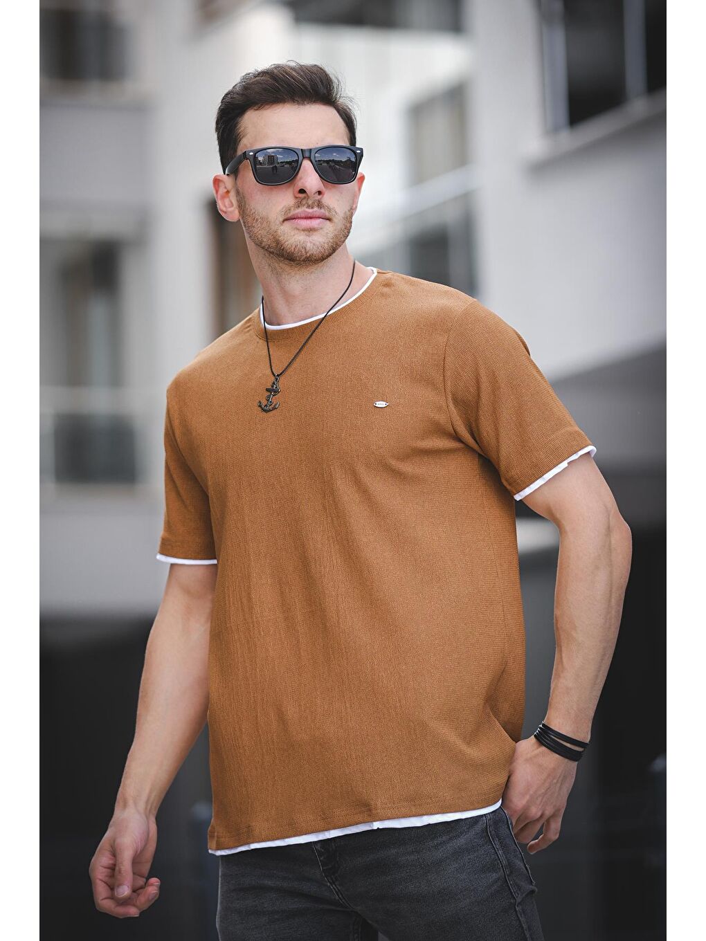 Kahverengi Koben Parça Kumaş Detaylı Erkek Slim Fit Tişört