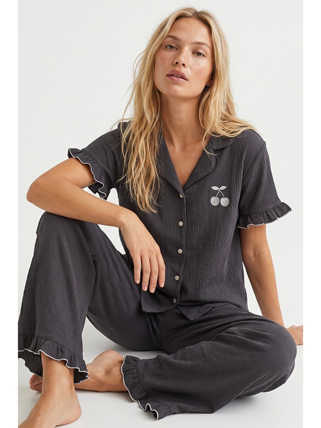 Antrasit Nakışlı Bürümcük-krınkıl Kısa Kollu Düğmeli Pijama Takım 8057