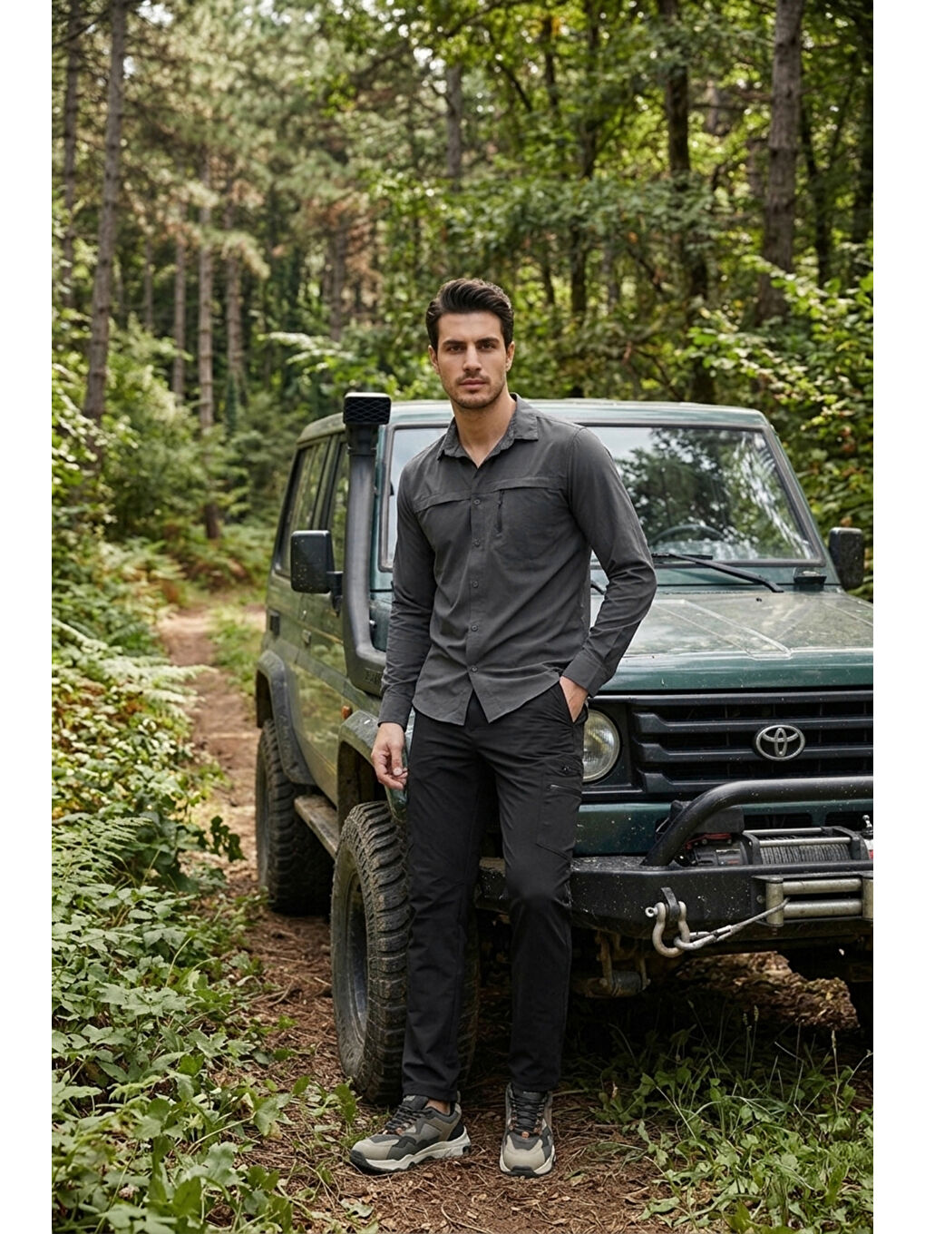 Siyah Normal Kalıp Lastikli Bel Su İtici Düz Paça Trekking ve Kurye Pantolon 693288-1