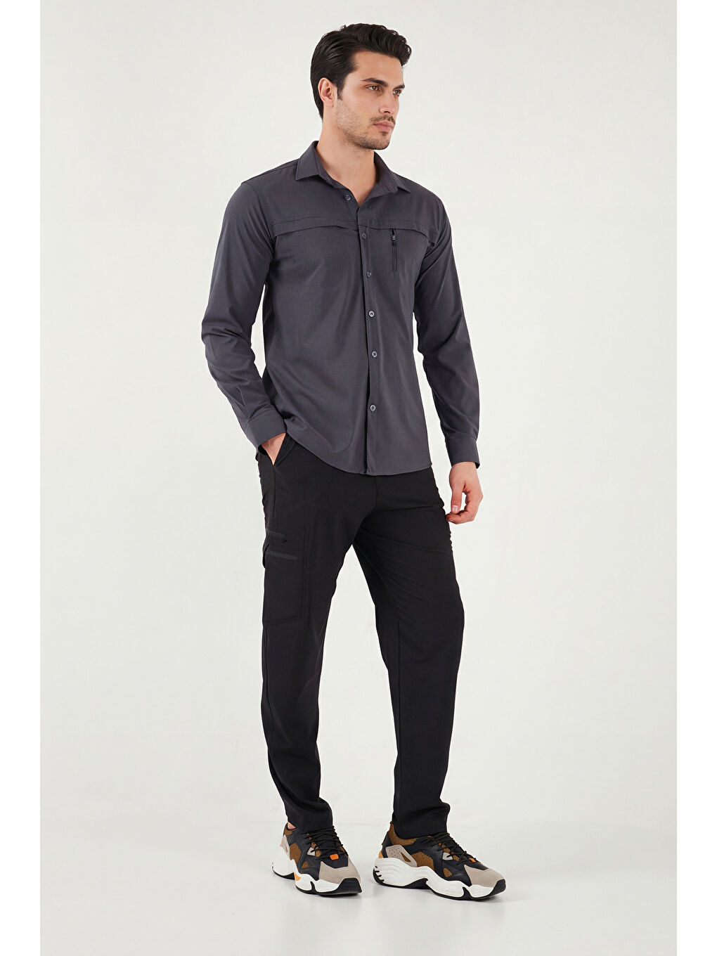 Siyah Normal Kalıp Lastikli Bel Su İtici Düz Paça Trekking ve Kurye Pantolon 693288-3