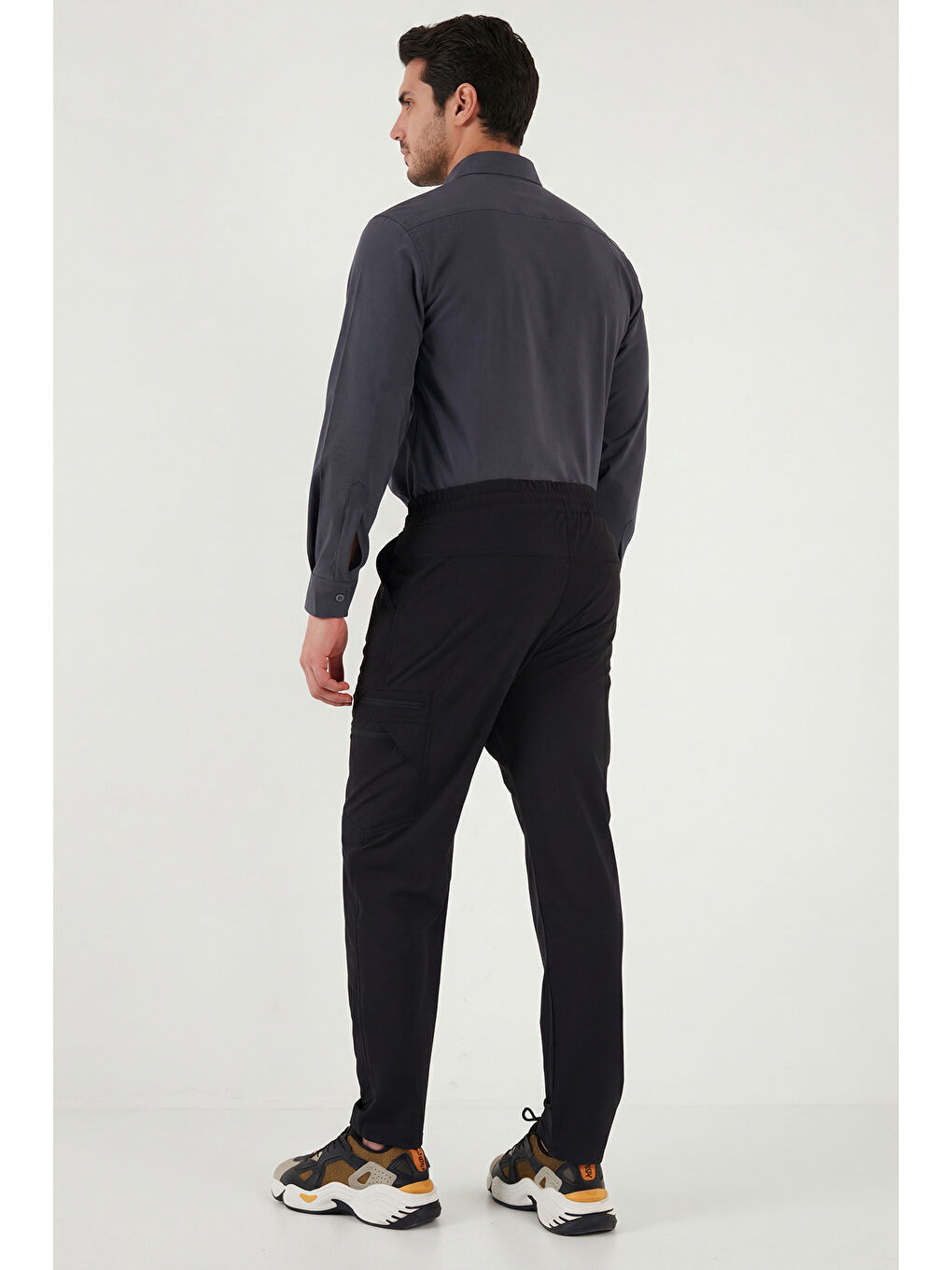 Siyah Normal Kalıp Lastikli Bel Su İtici Düz Paça Trekking ve Kurye Pantolon 693288-6