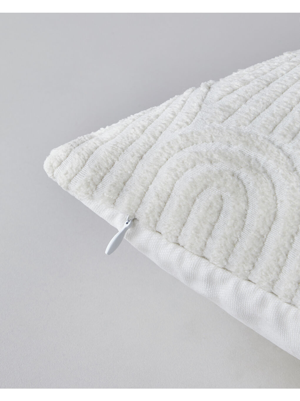 Ekru Deluxe Jakarlı Dekoratif Kırlent 35x55 cm Krem-1