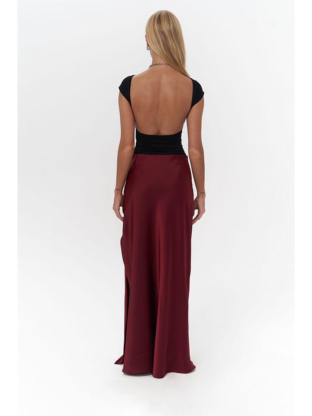 Cecil Yırtmaç Detay Bordo Saten Etek-3