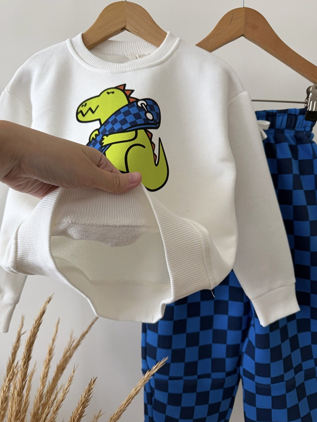 Karışık Çocuk Pamuklu Dinozor Baskılı Sweatshirt Ve Mavi Dama Eşofman Takımı-2