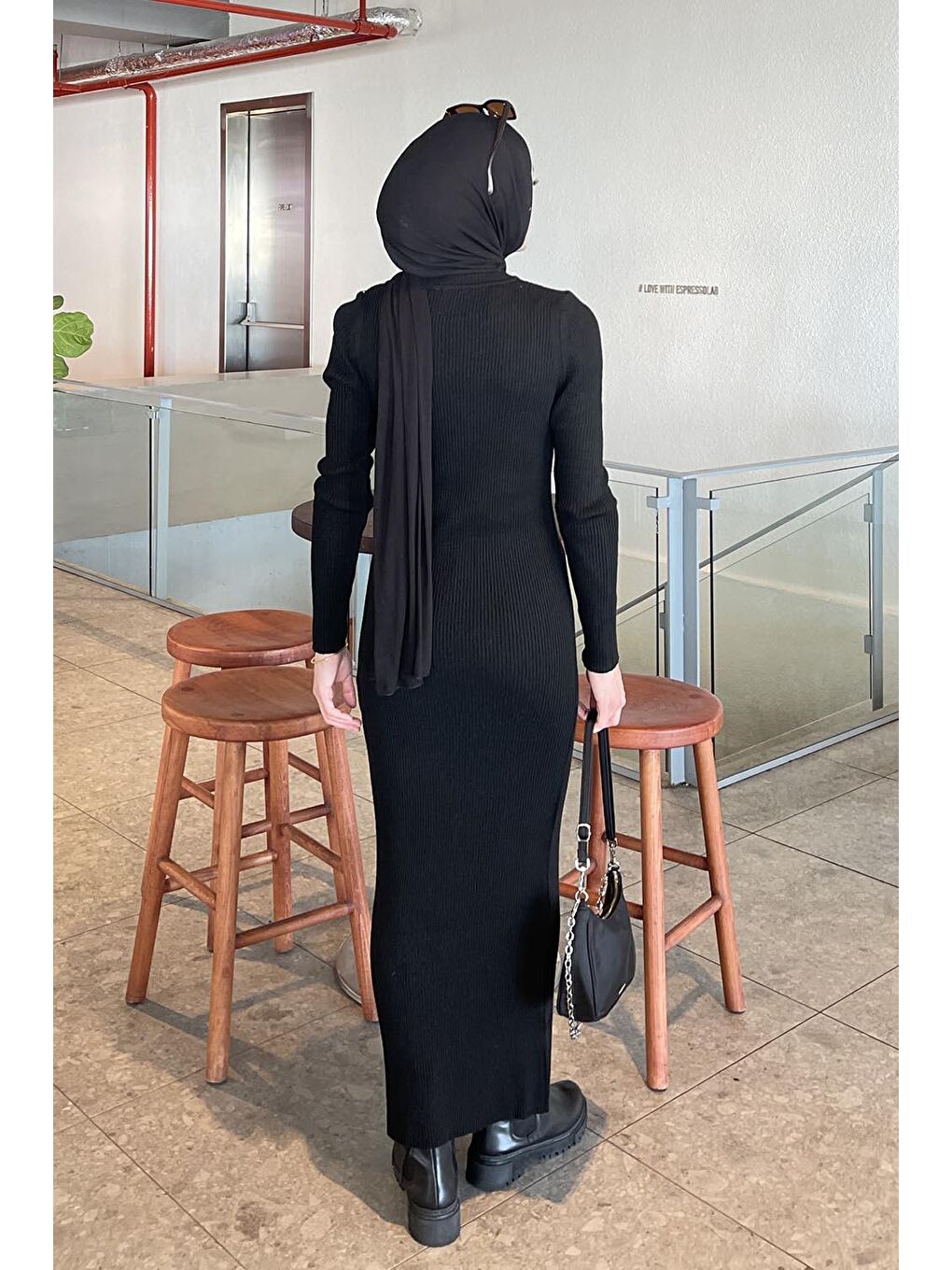 Bisiklet Yaka Triko Elbise Siyah-1