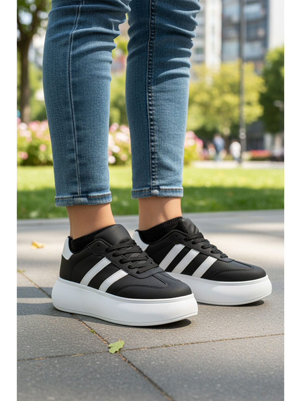 Siyah Beyaz Yüksek Taban Bağcıklı Unisex Sneaker DVS-01 Z-2