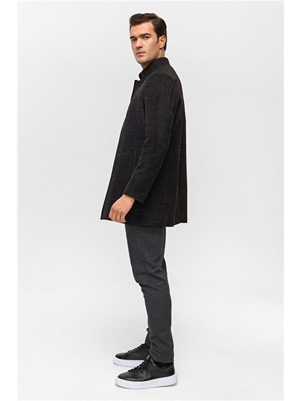 Siyah Regular Desenli Hakim Yaka Kaban-4