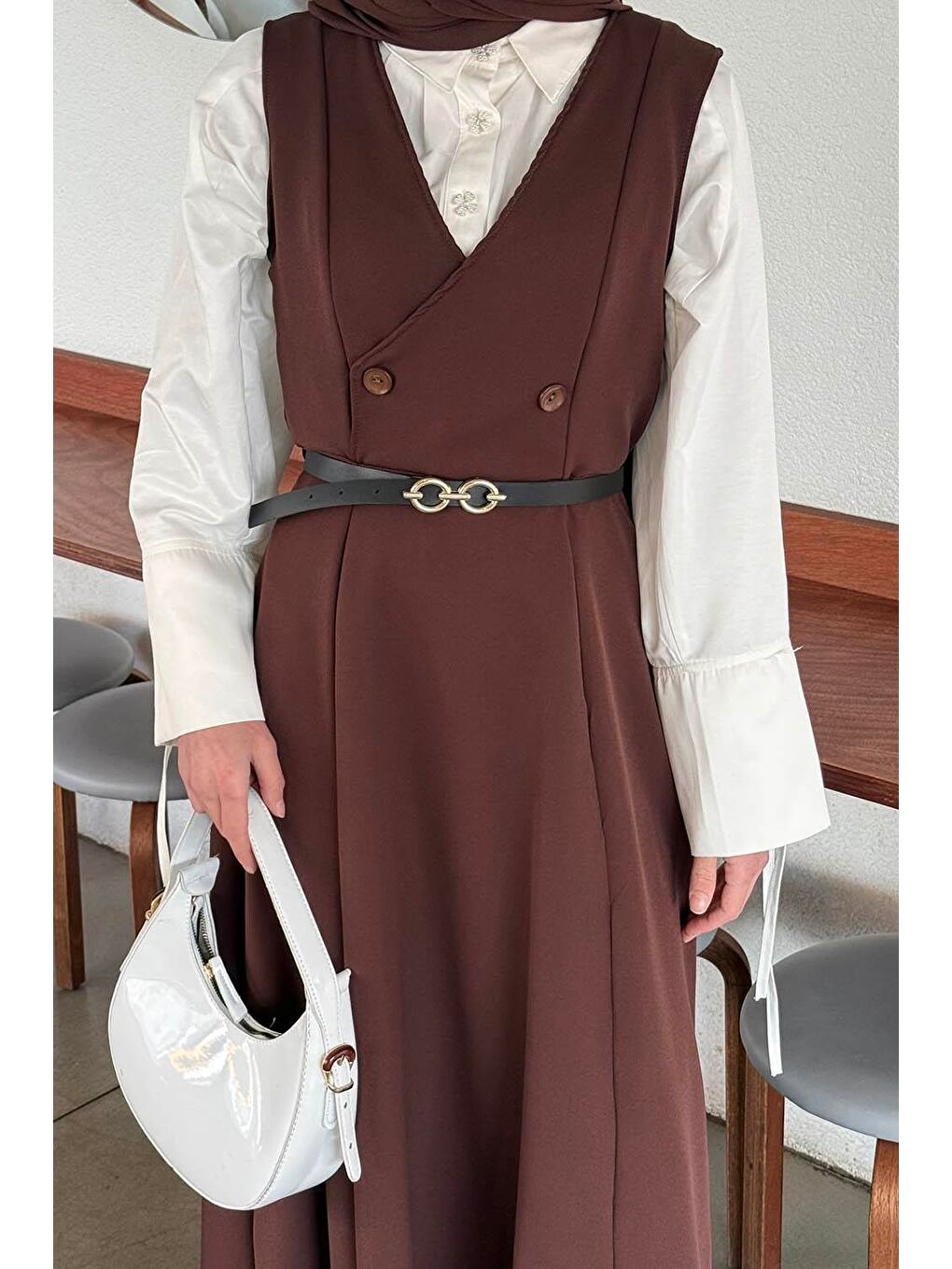 Düğme Detaylı Kolsuz Tesettür Elbise Acı Kahverengi-2