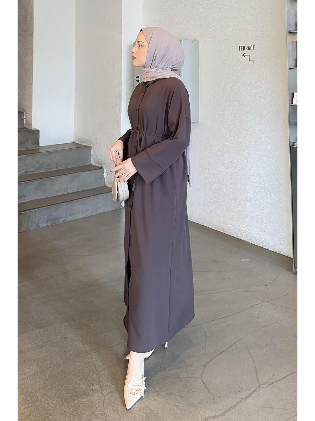 Takma Manşet Detaylı Dabıl Tesettür Elbise Acı Kahverengi-1