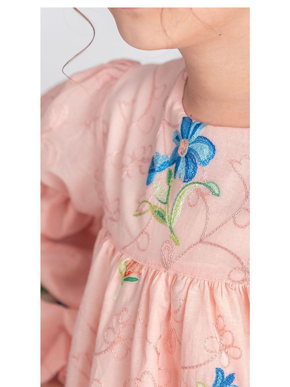 Pembe Otantik Akdeniz Çiçek NakışKız Çocuk Müslin Elbise M00706-9