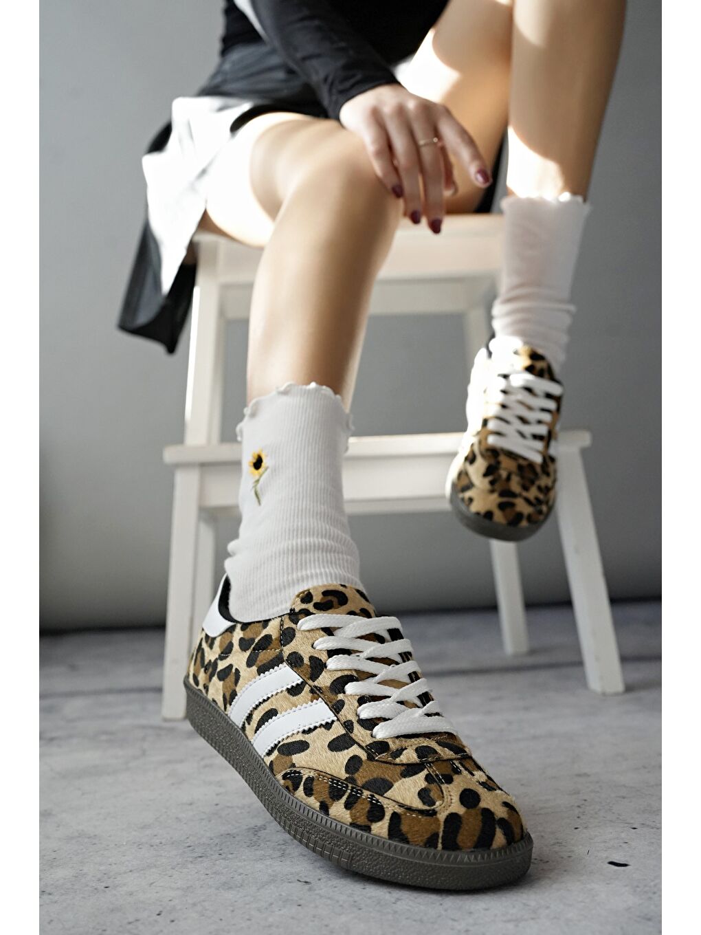 Beyaz LEOPARD Kadın Ortopedik Günlük Bağcıklı Yürüyüş Leopar Desenli Sneaker Spor Ayakkabı-2