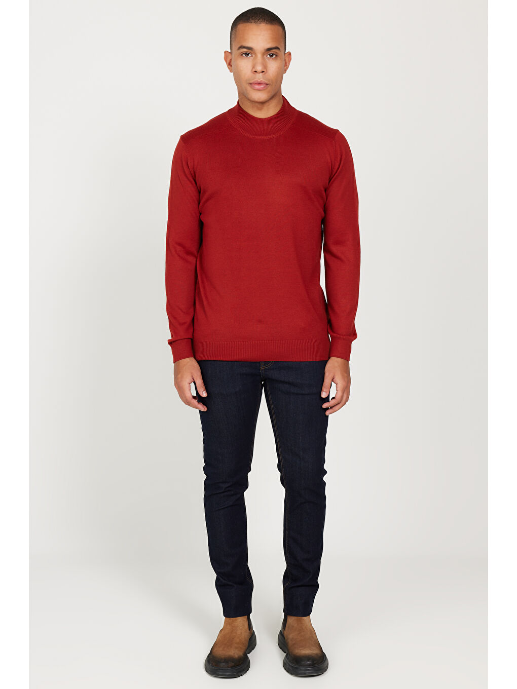 Kahverengi Erkek Kiremit Standart Fit Normal Kesim Yarım Balıkçı Yaka Triko Kazak-1