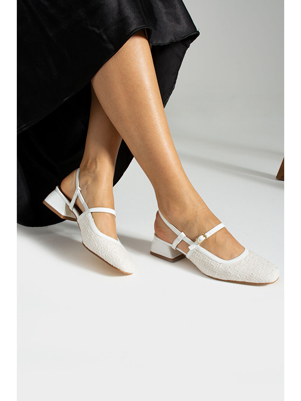 Beyaz Kadın Babet Ayakkabı-2