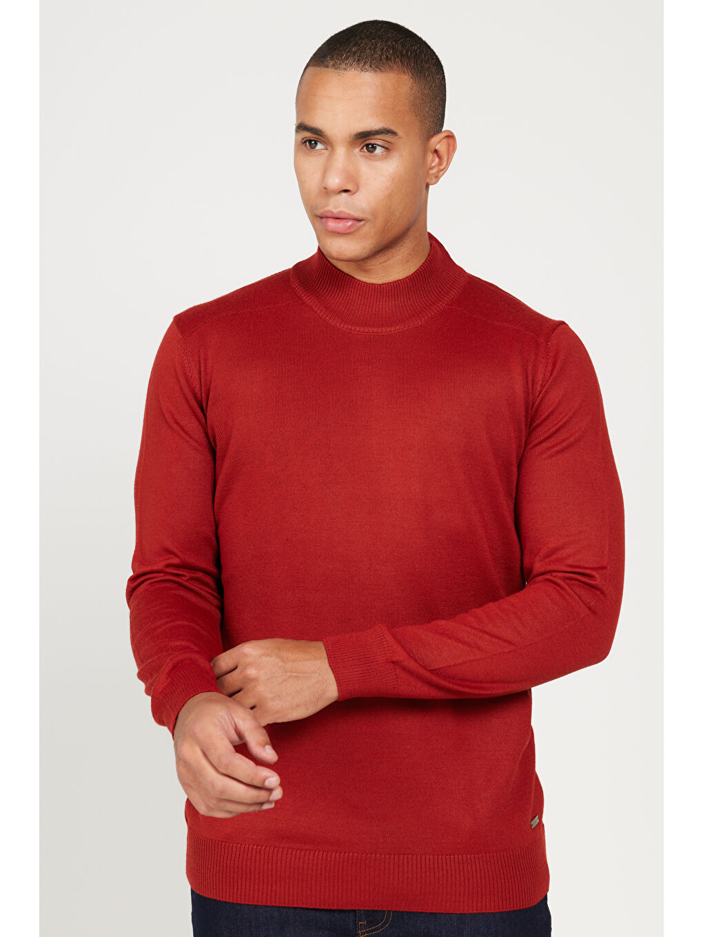 Kahverengi Erkek Kiremit Standart Fit Normal Kesim Yarım Balıkçı Yaka Triko Kazak-3