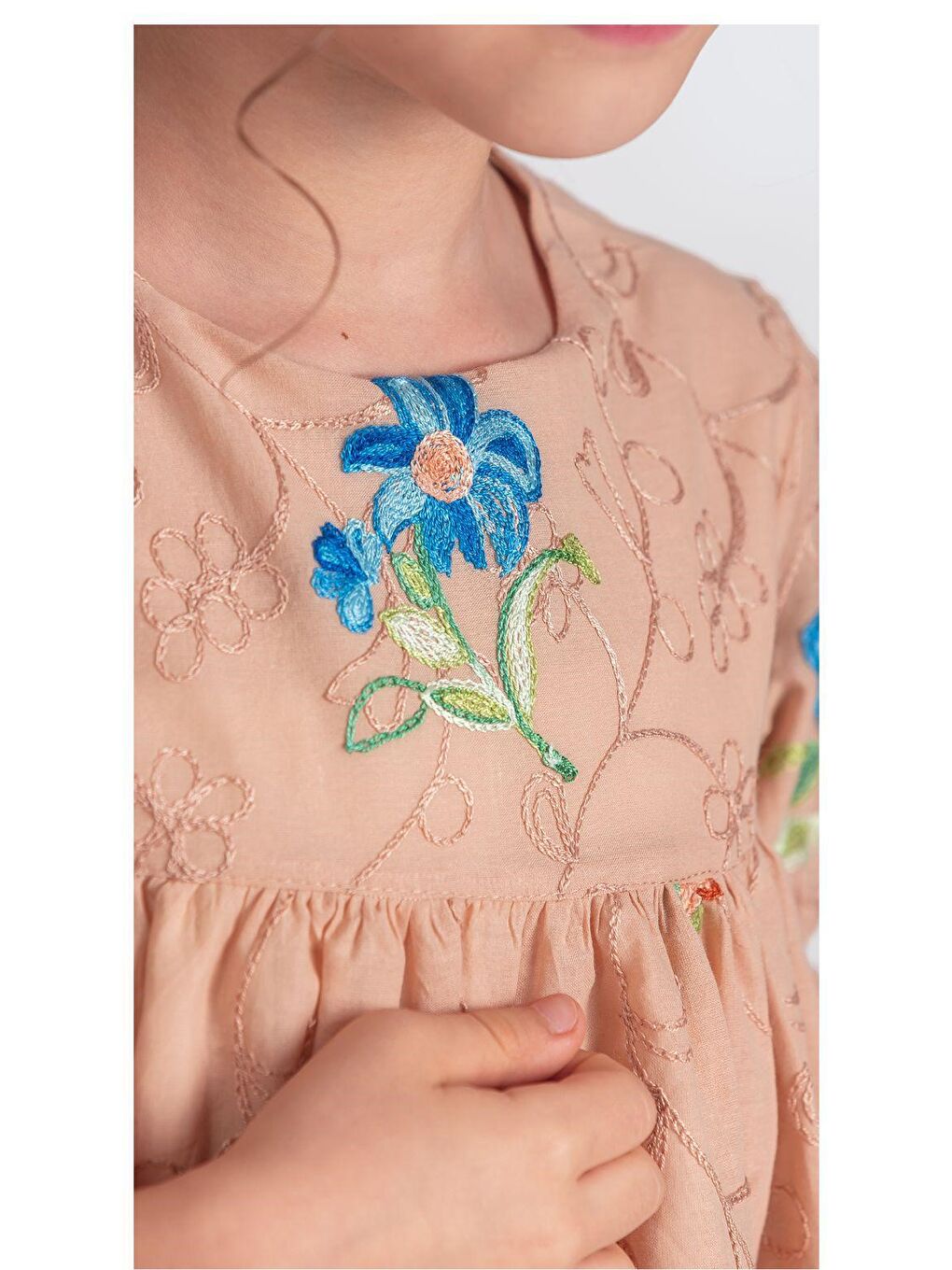 Pembe Otantik Akdeniz Çiçek NakışKız Çocuk Müslin Elbise M00706-9