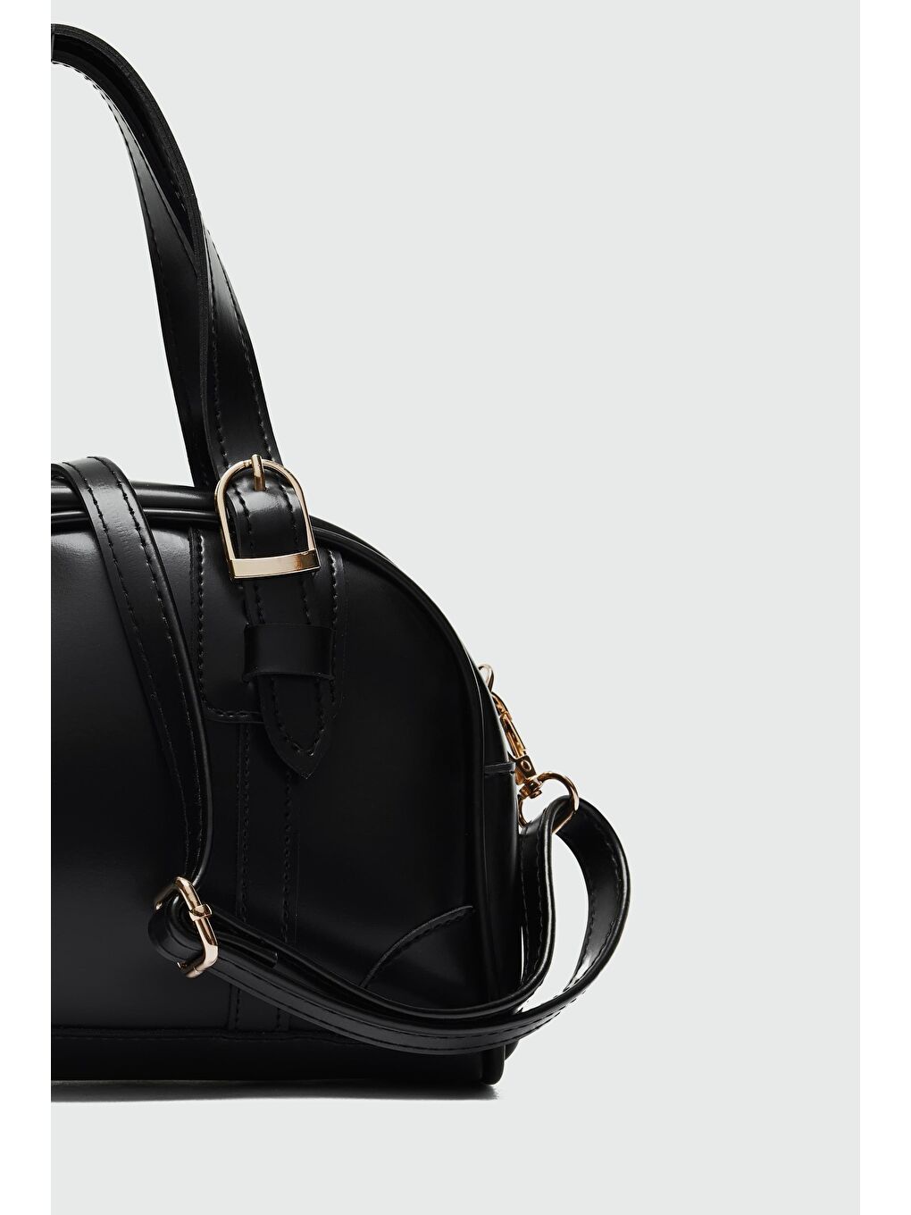 Peggy Oval Çapraz Çanta Siyah-3