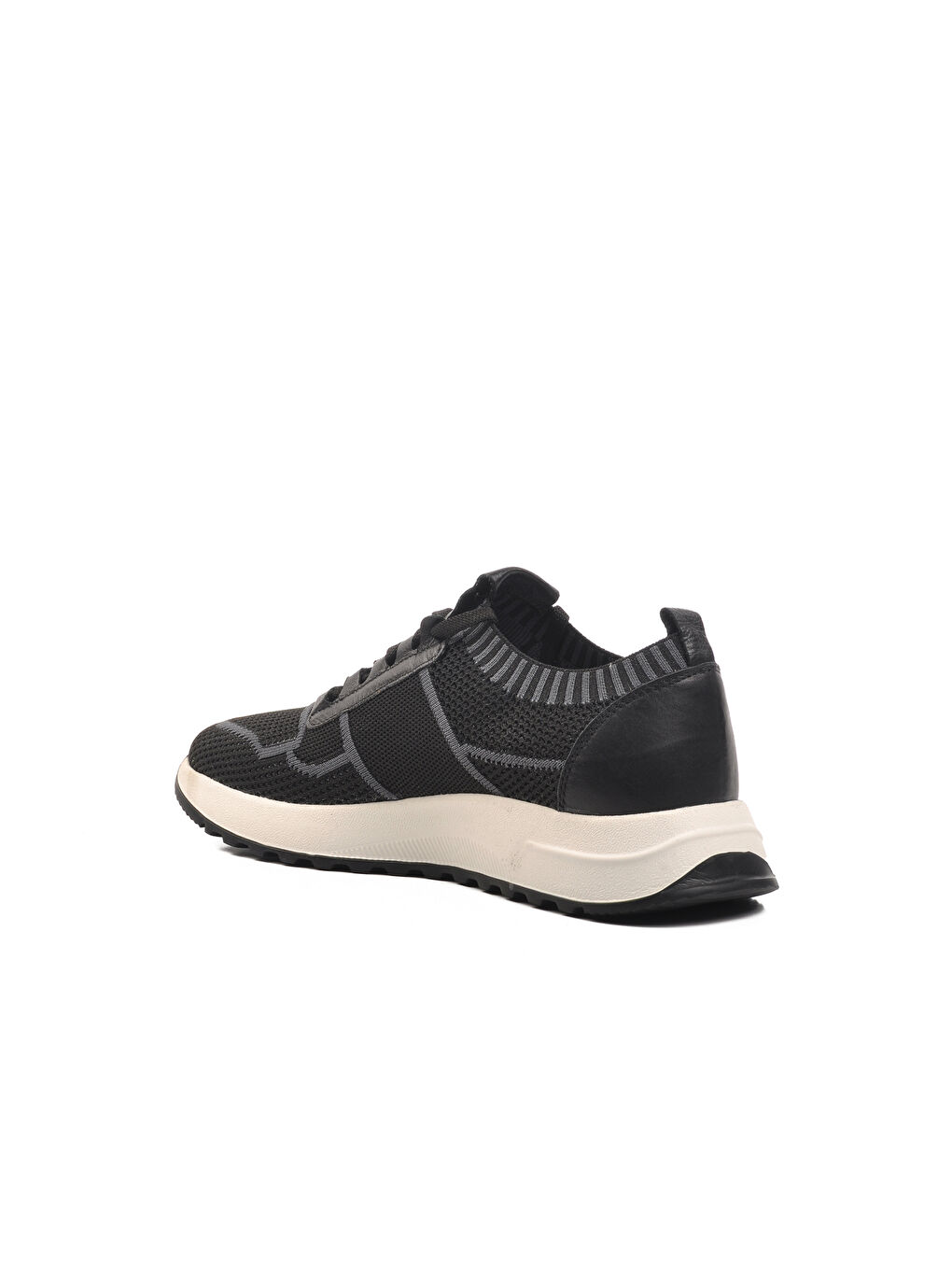 Siyah Bilekten Lastikli Erkek Spor Ayakkabı B560 M-3