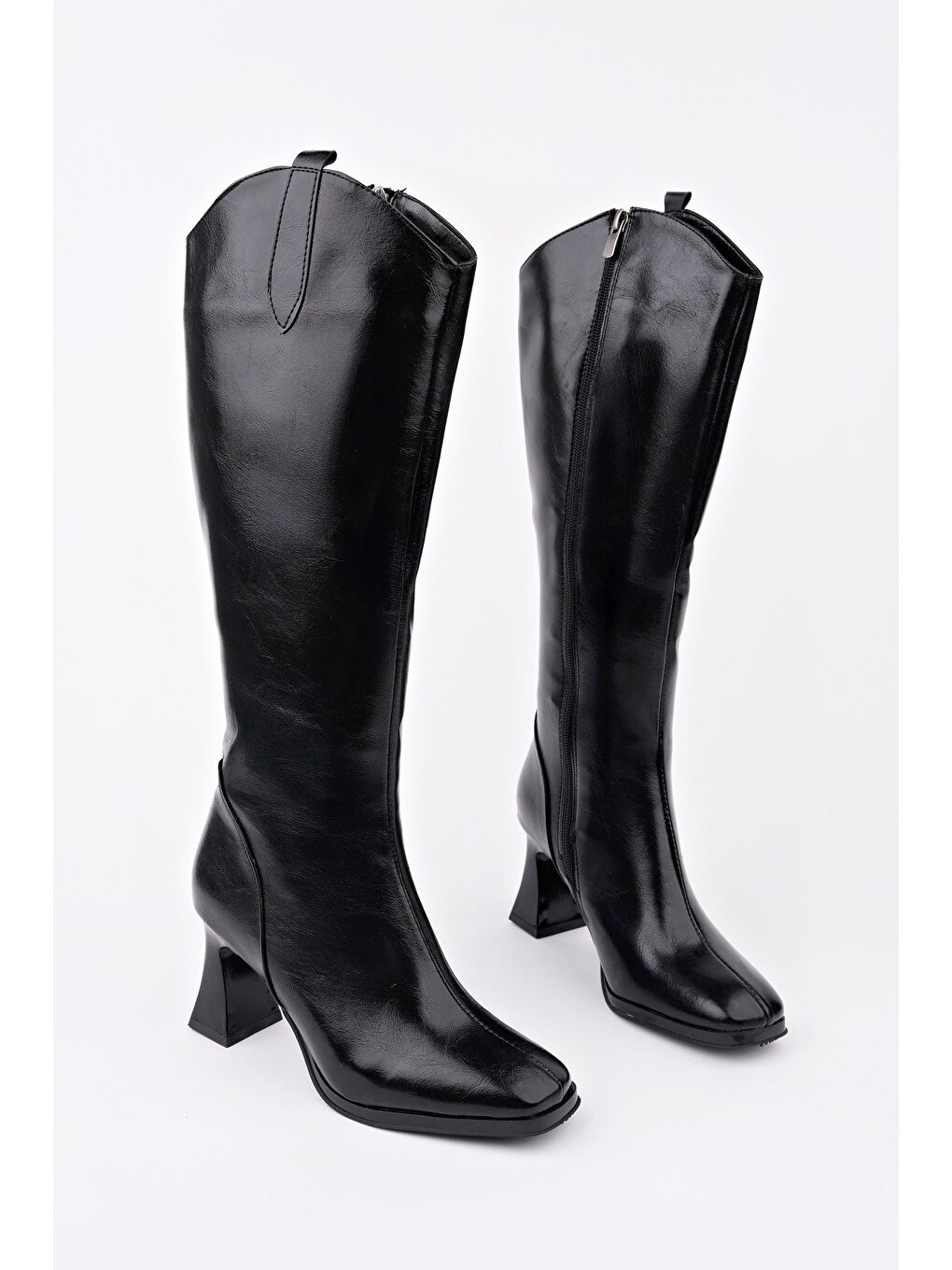 Siyah ASTORİA Küt Burun Yandan Fermuarlı Topuklu Kadın Çizme-1