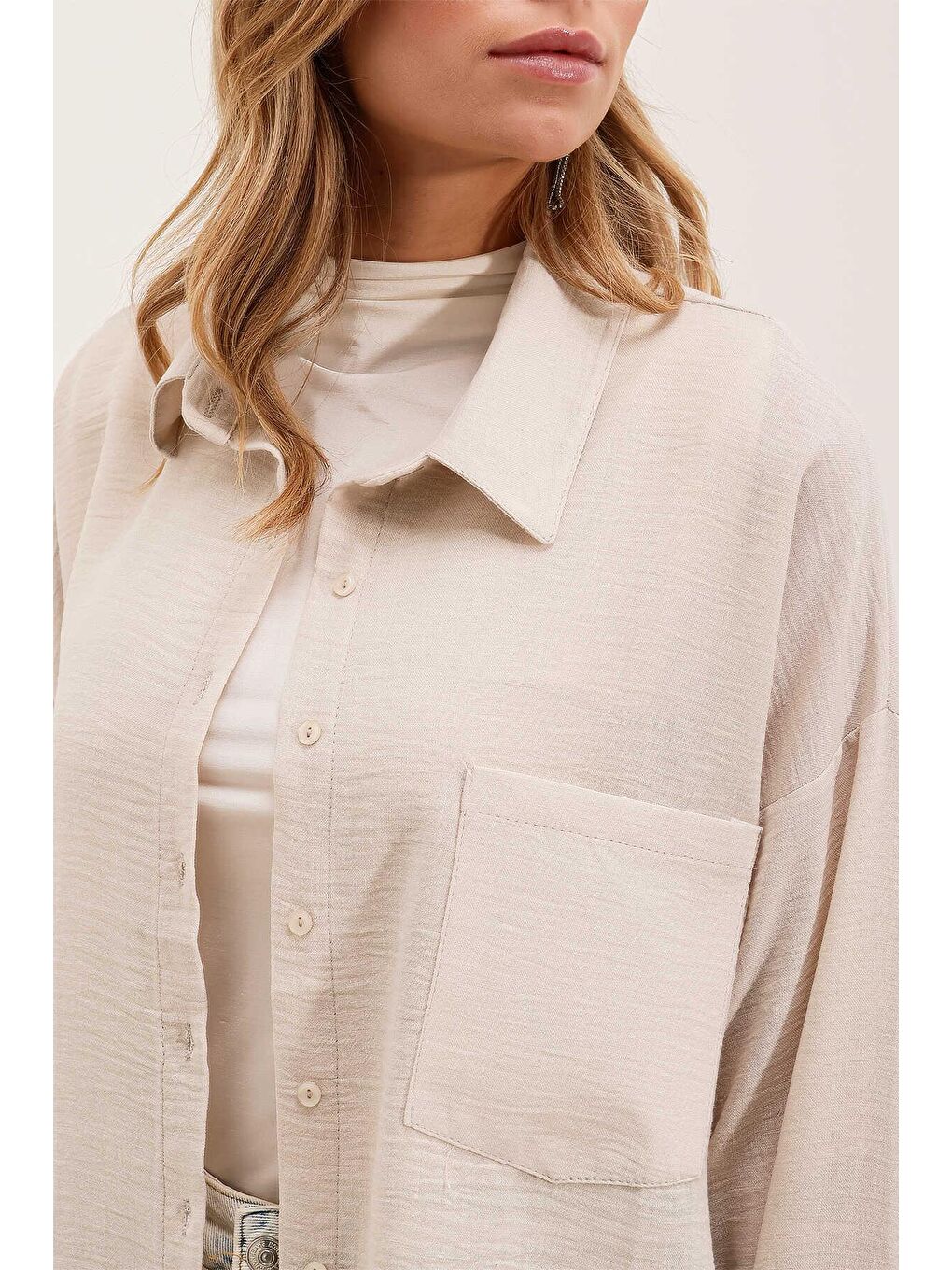 Bej Kadın Taş Düşük Omuz Cepli Oversize Gömlek-2