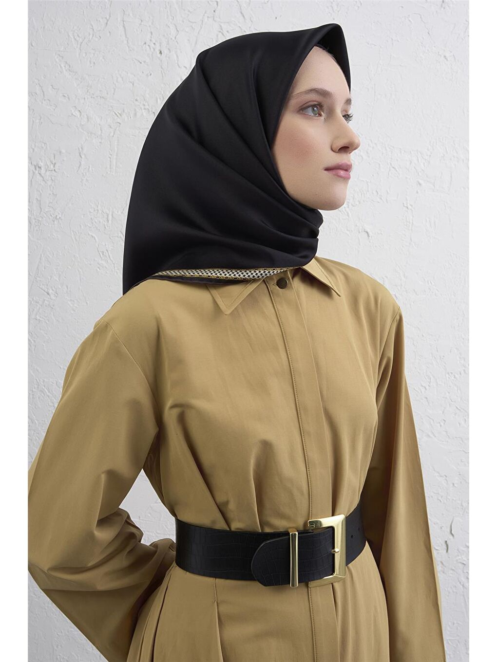 Siyah Su Yolu Desenli Saf İpek Twill Eşarp 9444D 09