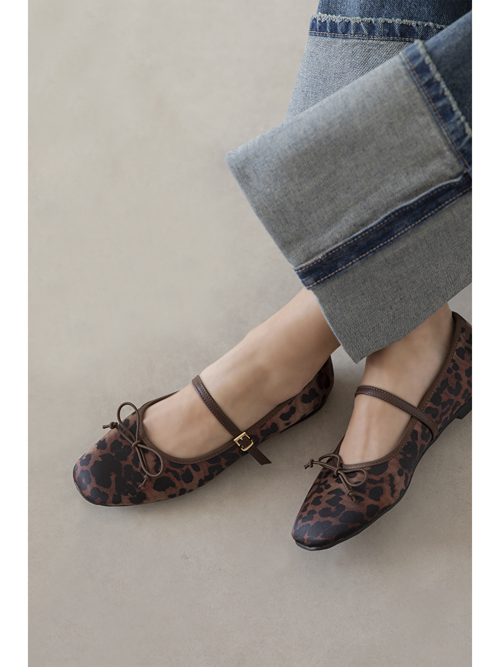 Kahverengi Maxy Kadın Fiyonk Detay Saten Babet Leopar-2