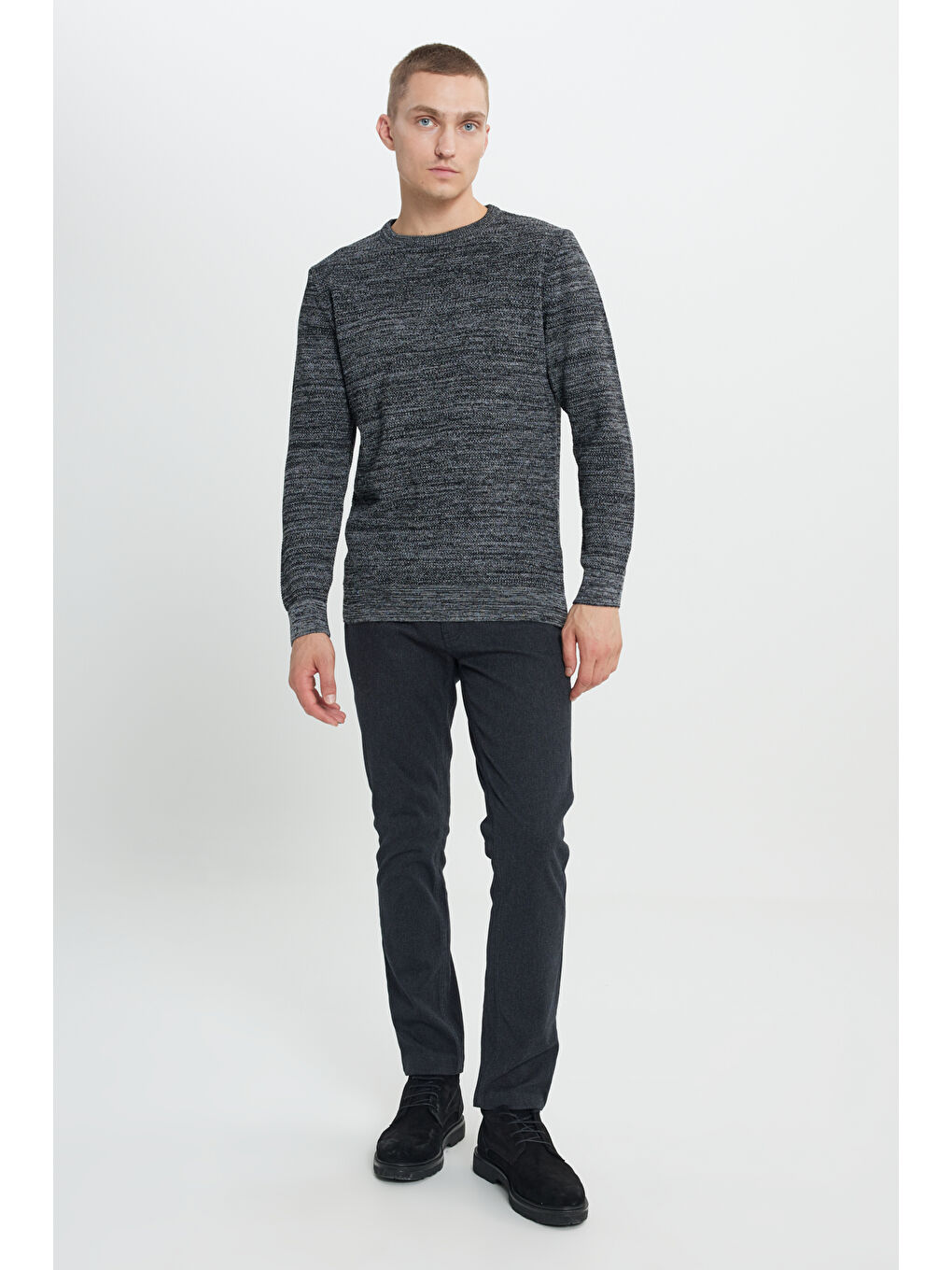 Erkek Siyah-Gri Recycle Standart Fit Normal Kesim Bisiklet Yaka Pirinç Örgü Desenli Triko-1