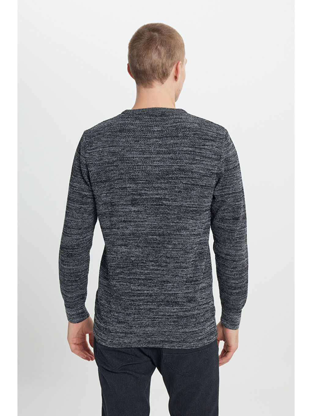 Erkek Siyah-Gri Recycle Standart Fit Normal Kesim Bisiklet Yaka Pirinç Örgü Desenli Triko-5