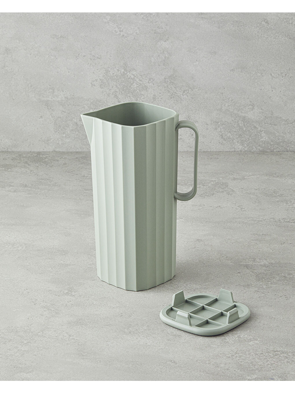 Colessa PP Sürahi 1500 ml Yeşil-1