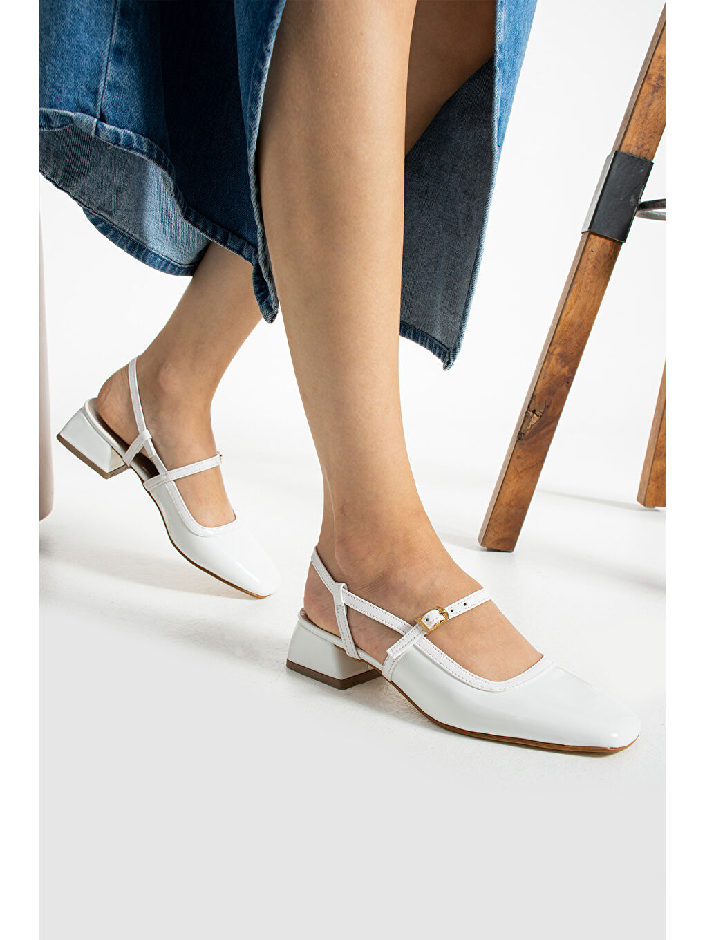 Beyaz Kadın Babet Ayakkabı-1