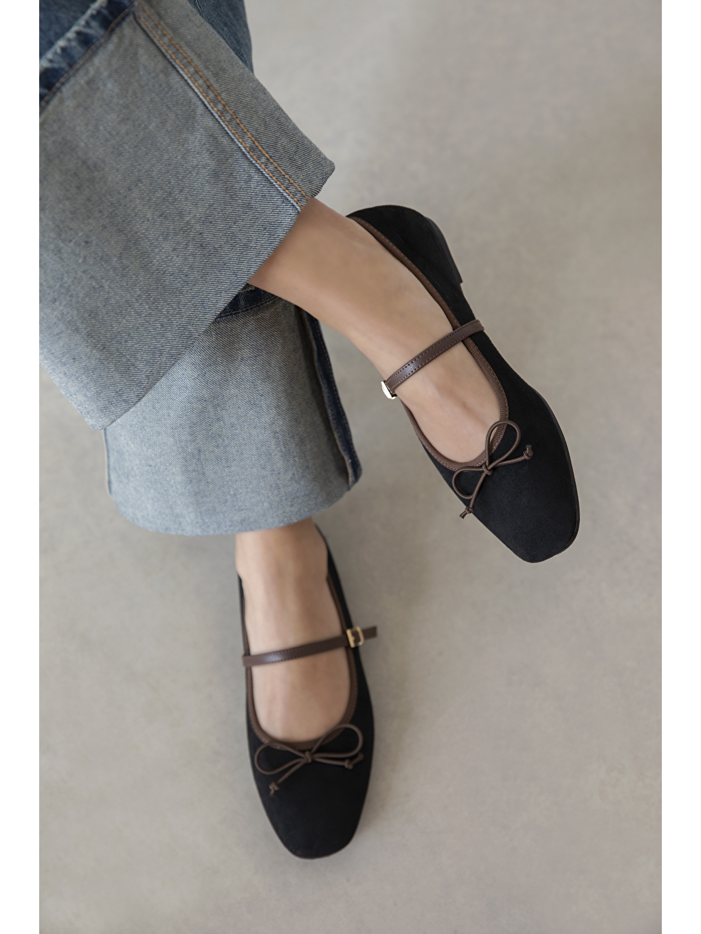 Maxy Kadın Fiyonk Detay Süet Babet Siyah