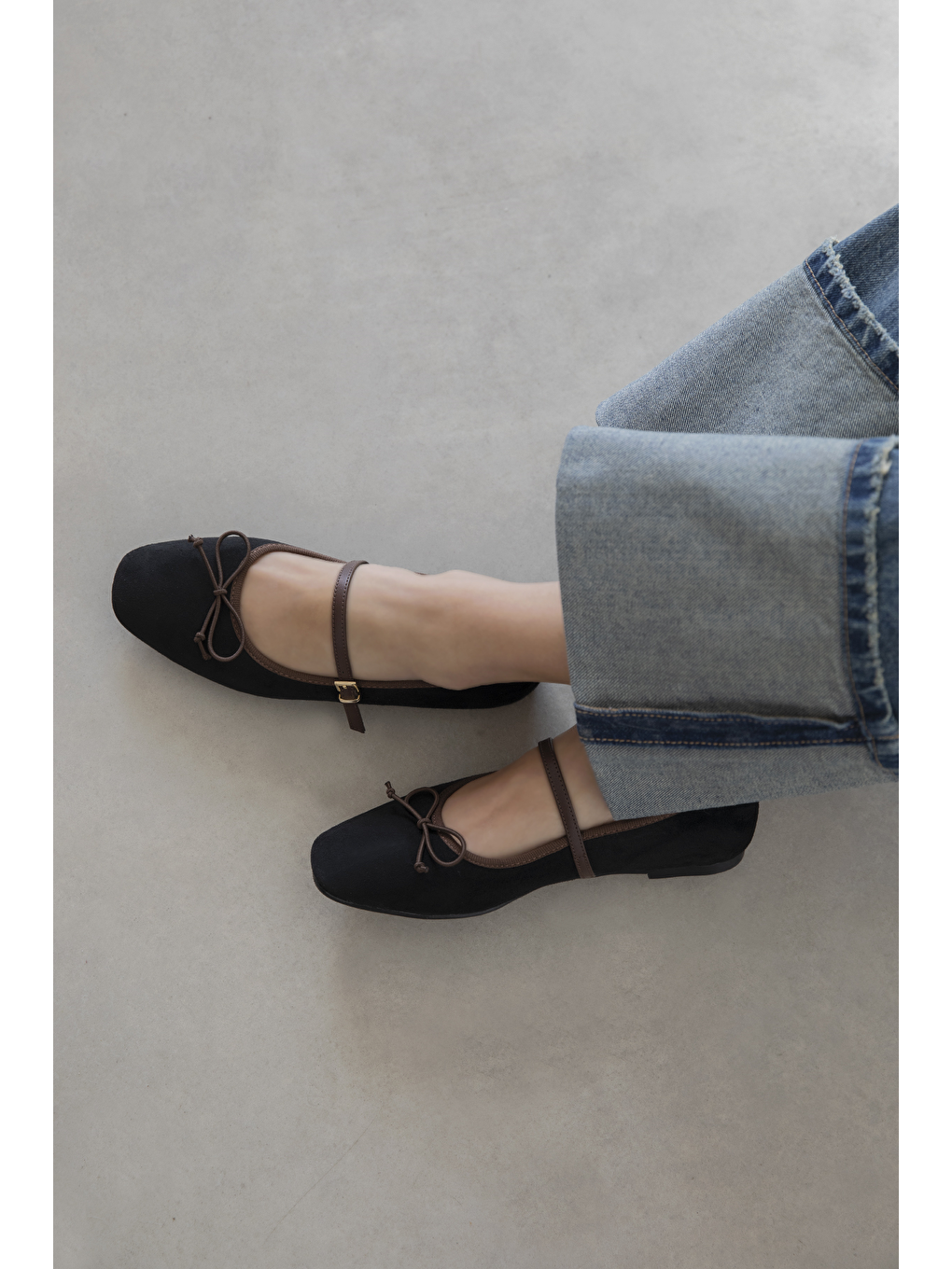 Maxy Kadın Fiyonk Detay Süet Babet Siyah-1