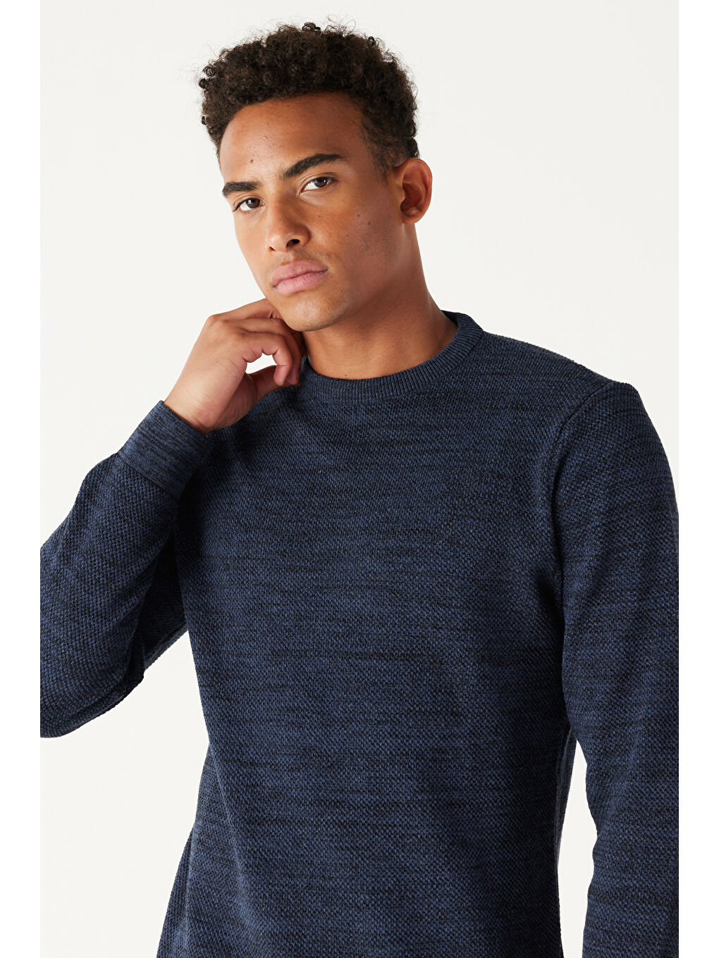 Lacivert Erkek İndigo-Siyah Recycle Standart Fit Normal Kesim Bisiklet Yaka Pirinç Örgü Desenli Triko-2