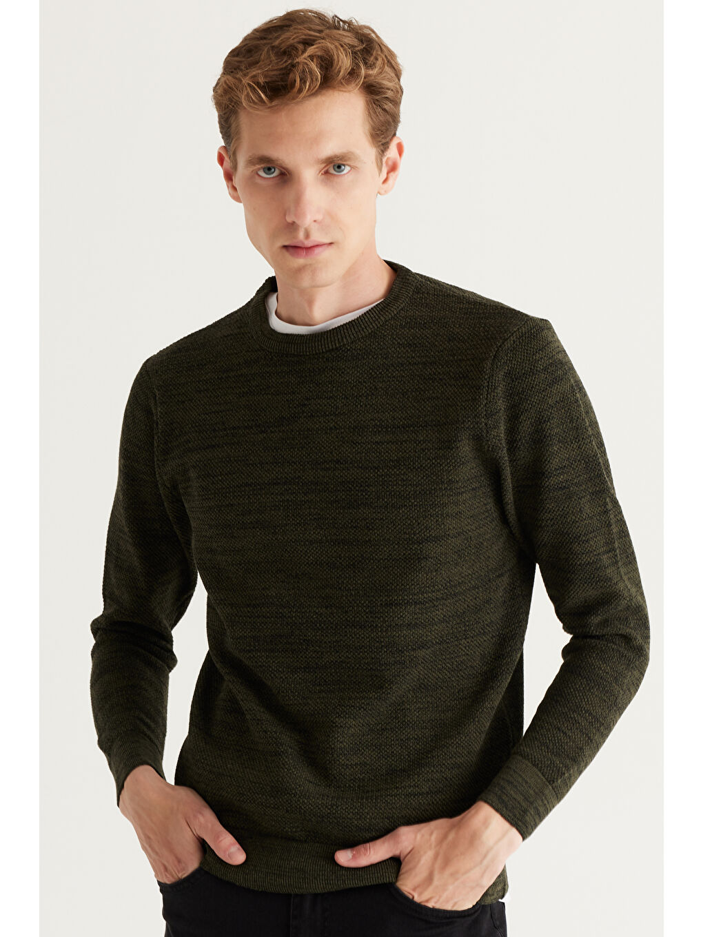 Erkek Haki-Siyah Recycle Standart Fit Normal Kesim Bisiklet Yaka Pirinç Örgü Desenli Triko-2