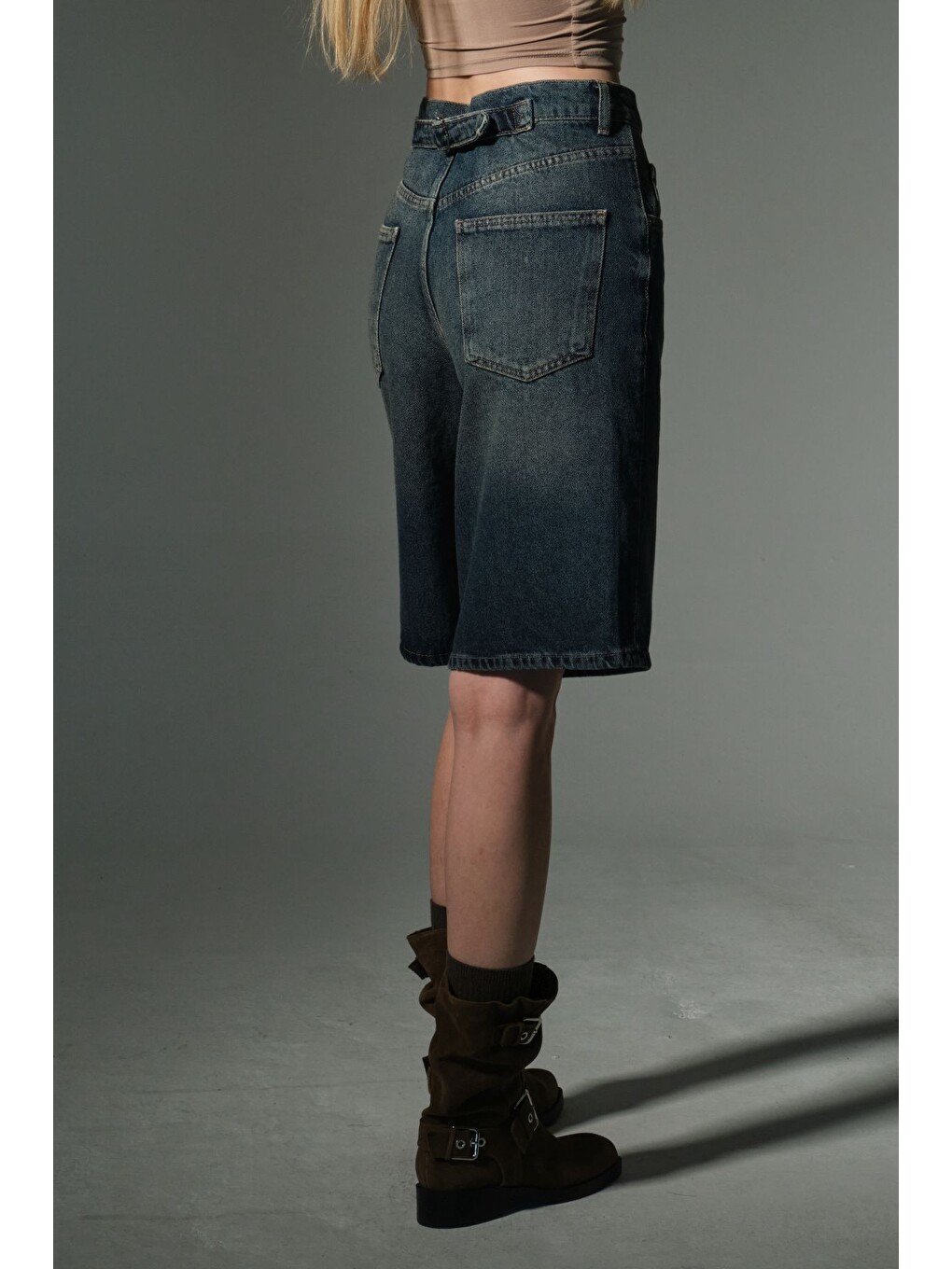 Mavi Toka Detaylı Bol Kesim Rahat Baggy Jean Jean Salaş Kadın Bermuda Diz Altı Denim Şort @Casoria-2