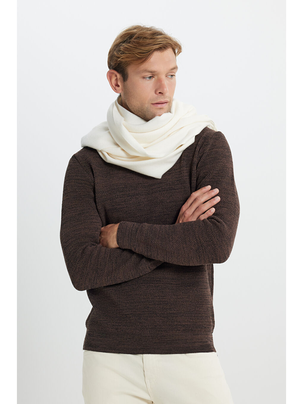 Kahverengi Erkek Kahve-Siyah Recycle Standart Fit Normal Kesim Bisiklet Yaka Pirinç Örgü Desenli Triko-2