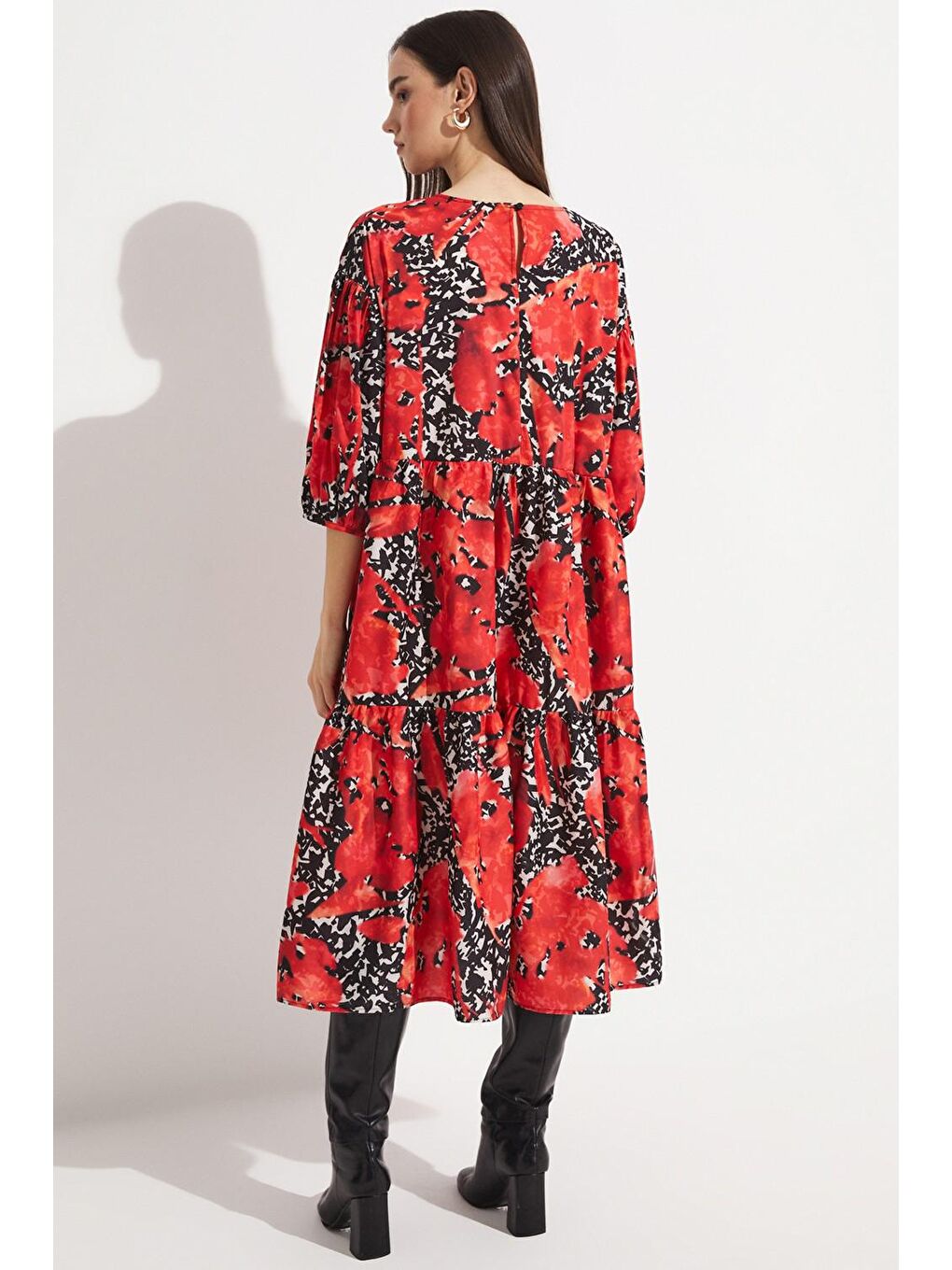 Kırmızı Desenli Elbise-4