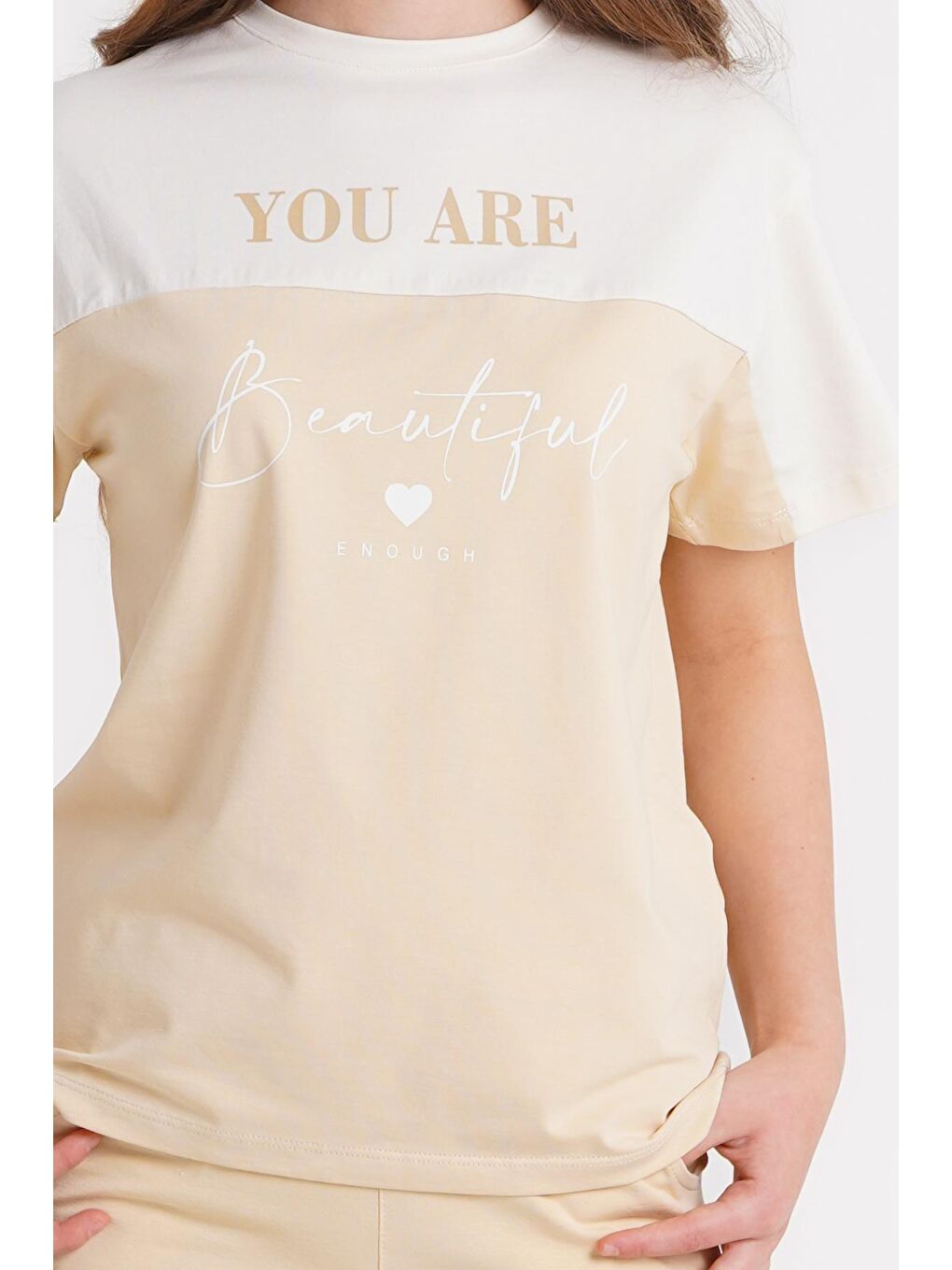 Bej You Are Beautiful Baskı 8-12 Yaş Takım - 2415-1-2