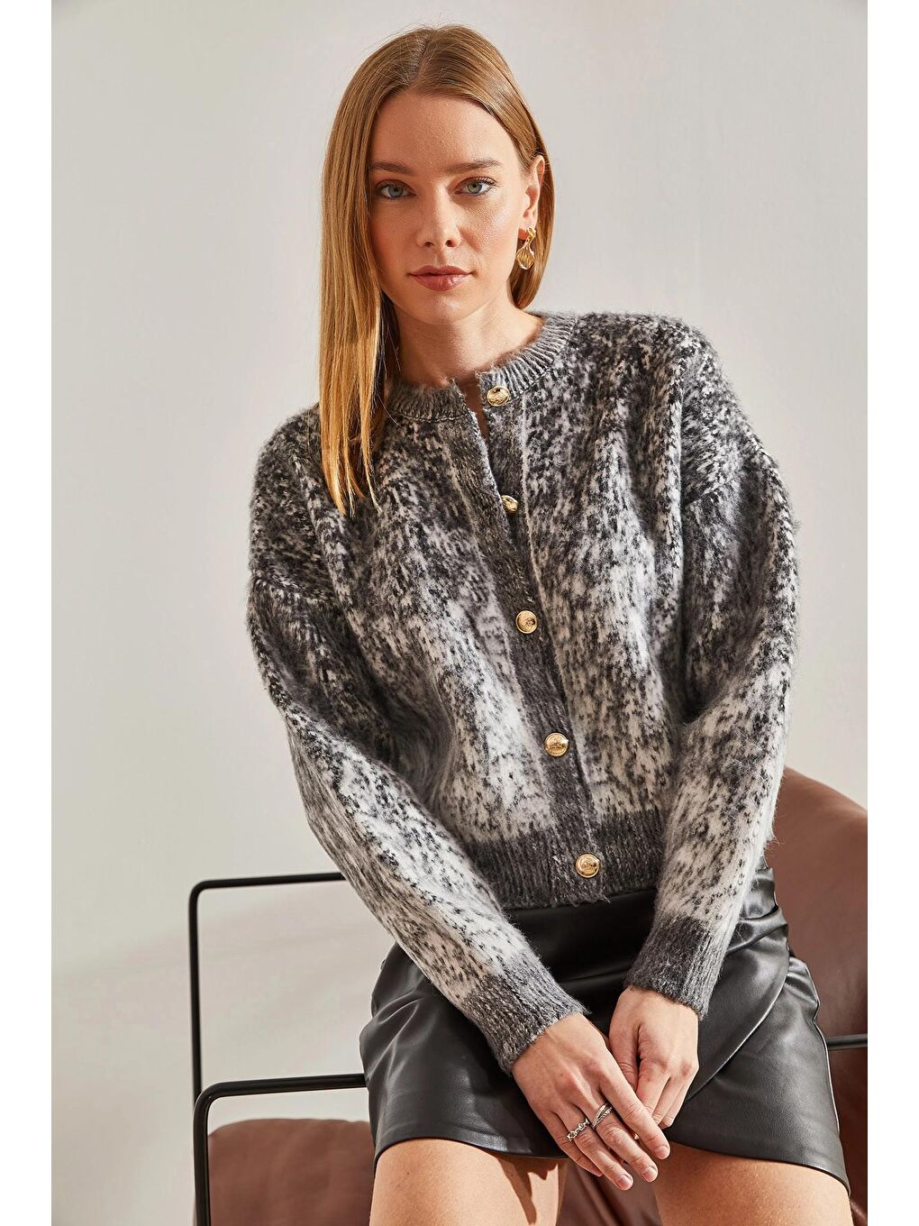 Antrasit Kadın Düğmeli Şardonlu Triko Hırka-4